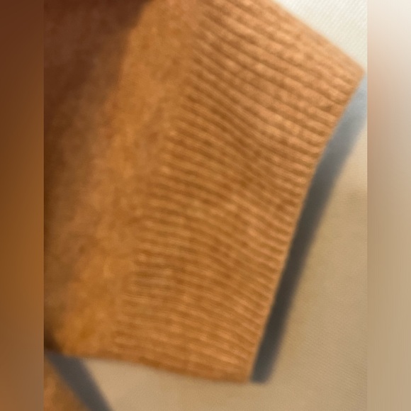 Chico's Women's Cashmere Crew Neck Sweater Size 4 (20/22W), Light Tan/Brown - Picture 5 of 5